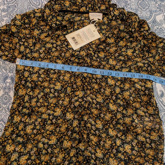 New Irena Blouse by Sezane - Picture 3 of 3